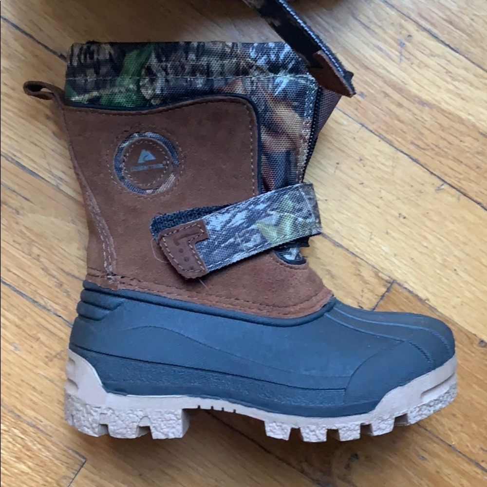 Ozark trail winter boots